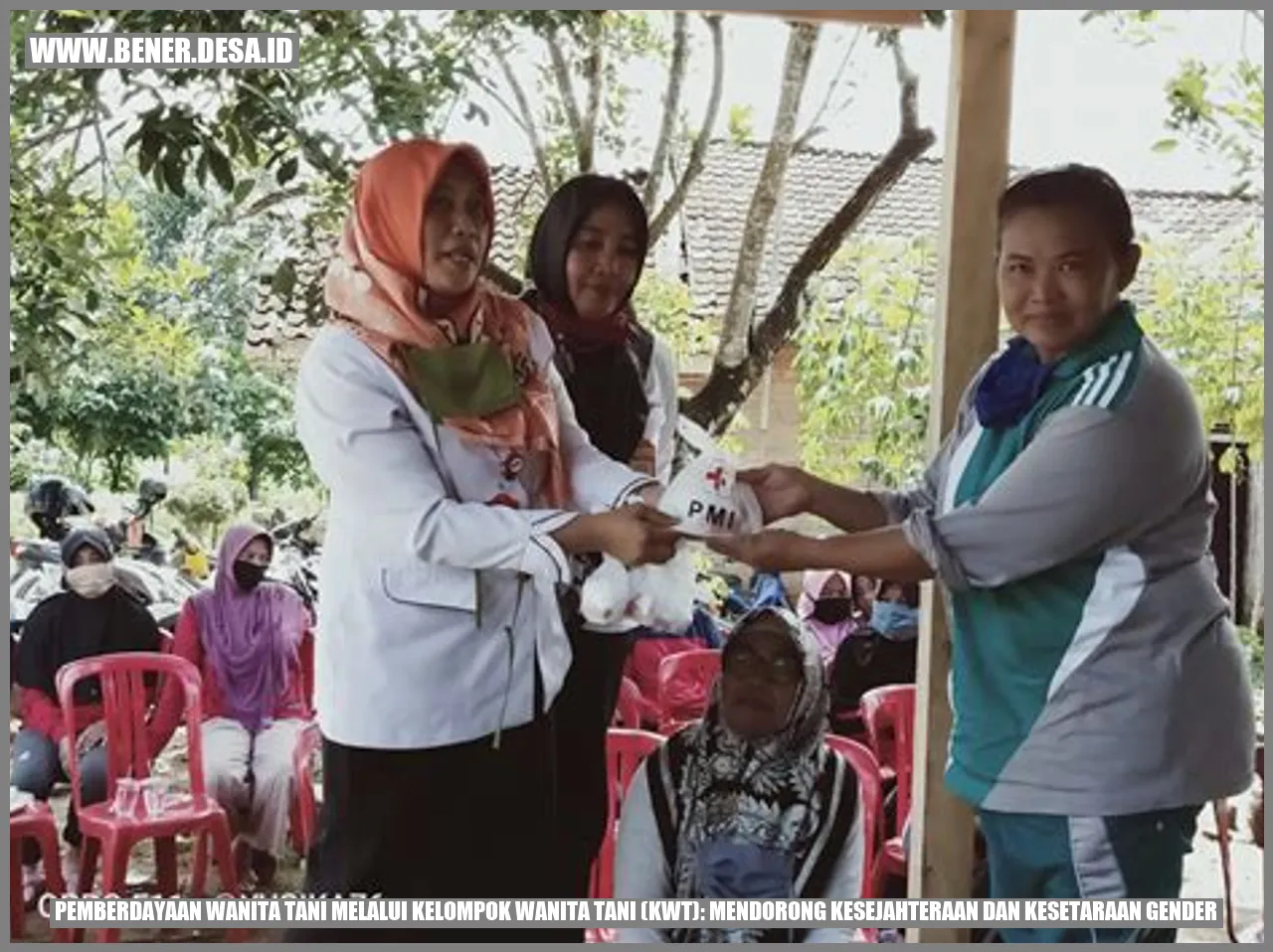 Pemberdayaan Wanita Tani melalui Kelompok Wanita Tani (KWT): Mendorong Kesejahteraan dan Kesetaraan Gender